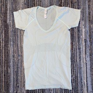 Lululemon Swiftly Tech Short Sleeved Top